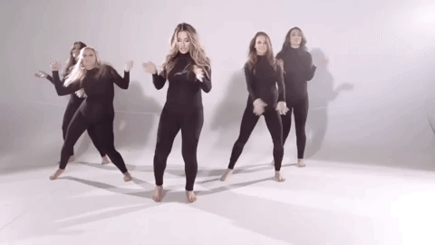 Jessie James Decker's Video for “Flip My Hair” is Full of Sassy, Dancing  Pregnant Women and It's Amazing – One Country